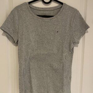 Grey t-shrit